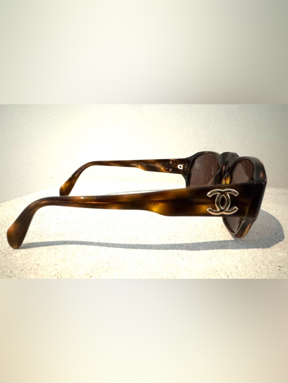 CHANEL Tortoiseshell CC Logo Sunglasses 01452 + Case & Cloth - Picture 4 of 8